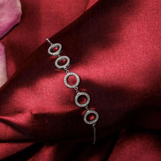 Silver Serenity Circle Chain Bracelet